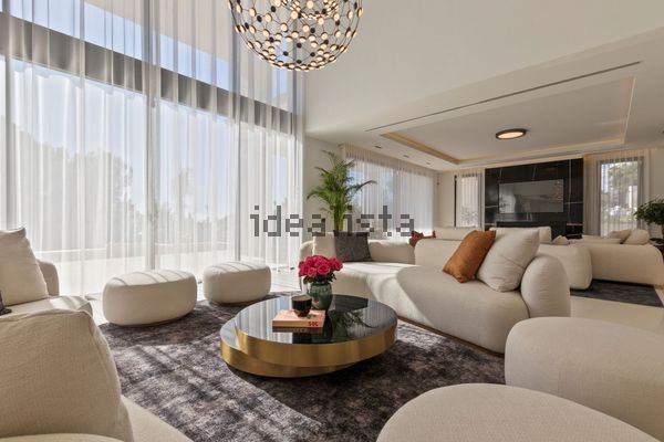 7-bedroom freehold villa in Marbella — photo 5 of 5