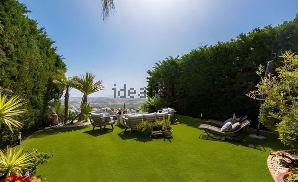 3-bedroom freehold villa in Benahavís — photo 2 of 5