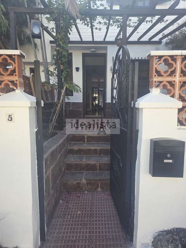 2-bedroom freehold villa in Arona — photo 2 of 5
