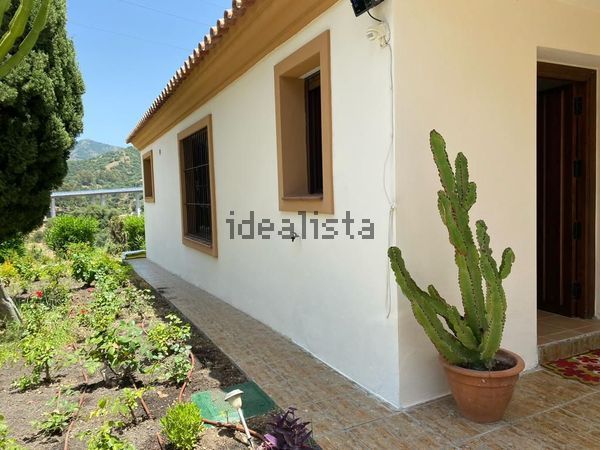 2-bedroom freehold villa in Estepona — photo 2 of 5