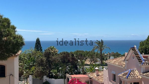 4-bedroom freehold villa in Marbella — photo 4 of 5