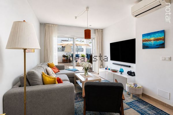 3-bedroom freehold villa in Nerja — photo 2 of 5