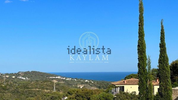 3-bedroom freehold villa in Castell-Platja d'Aro — photo 3 of 5