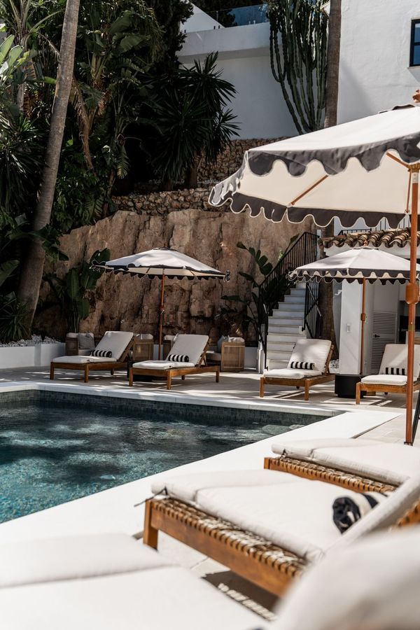 6-bedroom freehold villa in Marbella — photo 2 of 5