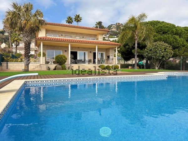 Detached house in Calle de Miquel Martí i Pol, Roca Grossa, Lloret de Mar — image 5