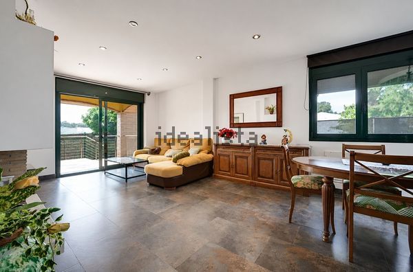 5-bedroom freehold villa in L'Escala — photo 2 of 5