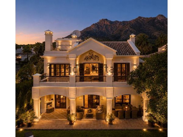 6-bedroom freehold villa in Marbella — photo 2 of 5