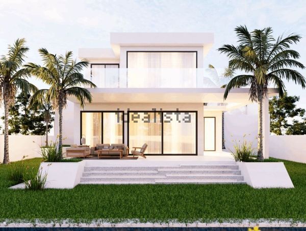 3-bedroom freehold villa in Estepona — photo 4 of 5