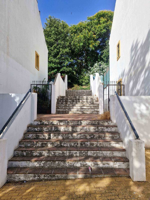 Terraced house in Zona Calvario, Estepona — image 3
