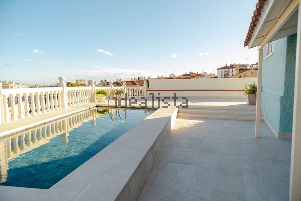 Detached house in Ronda Leonardo, 15, San Alberto - La Alcubilla - Florisol, Málaga — image 4