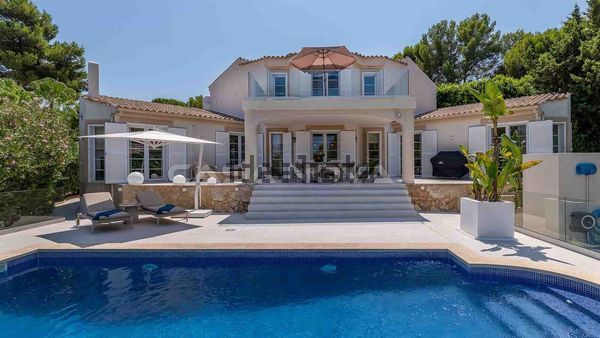 4-bedroom freehold villa in Calvià — photo 3 of 5