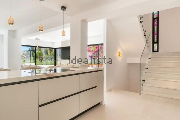 Terraced house in Calle Sierra Bermeja, Lomas de Marbella Club, Marbella — image 3