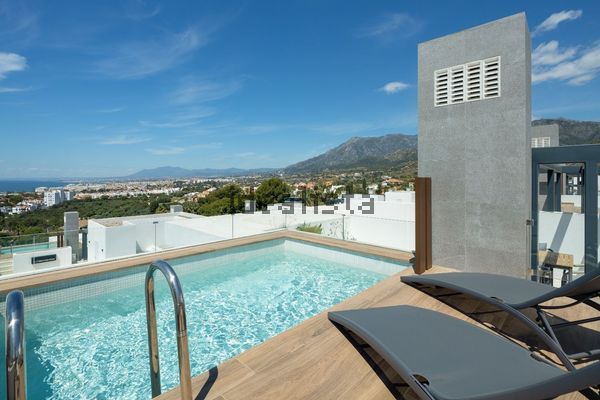 4-bedroom freehold villa in Marbella — photo 3 of 5