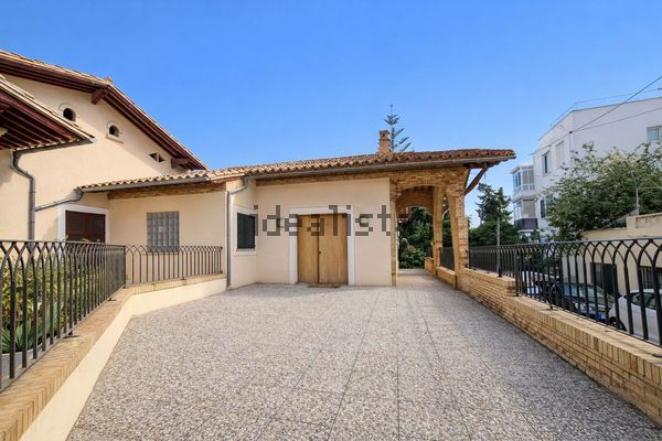 2-bedroom freehold villa in Palma — photo 1 of 5