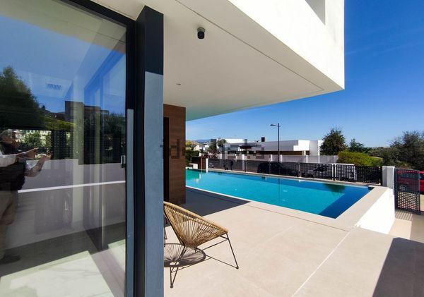 3-bedroom freehold villa in Estepona — photo 3 of 5