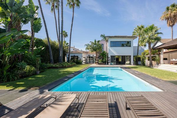5-bedroom freehold villa in Estepona — photo 4 of 5