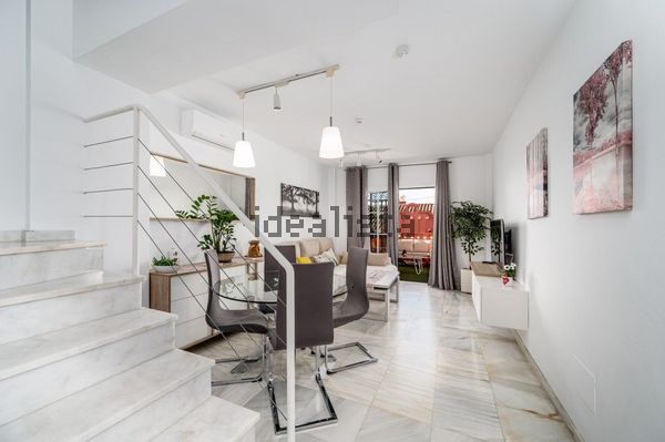 3-bedroom freehold villa in Nerja — photo 2 of 5