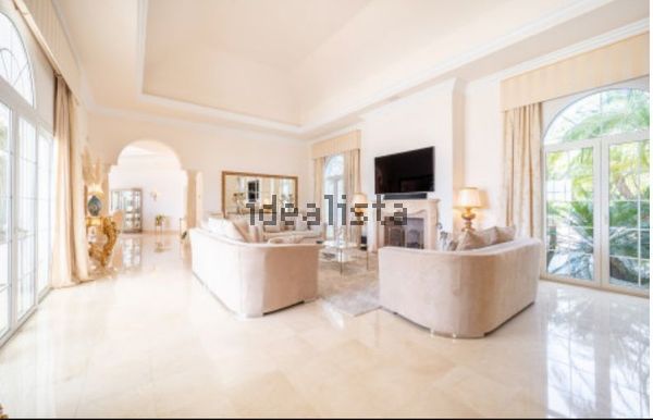 5-bedroom freehold villa in Benahavís — photo 4 of 5