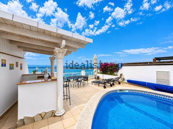 4-bedroom freehold villa in Roses — photo 3 of 5