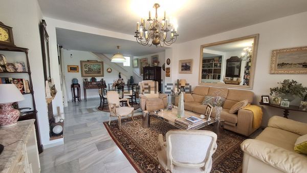 3-bedroom freehold villa in Estepona — photo 4 of 5