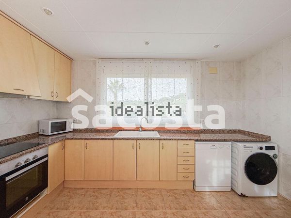 Detached house in Calle Benidorm, Els Pinars, Lloret de Mar — image 5