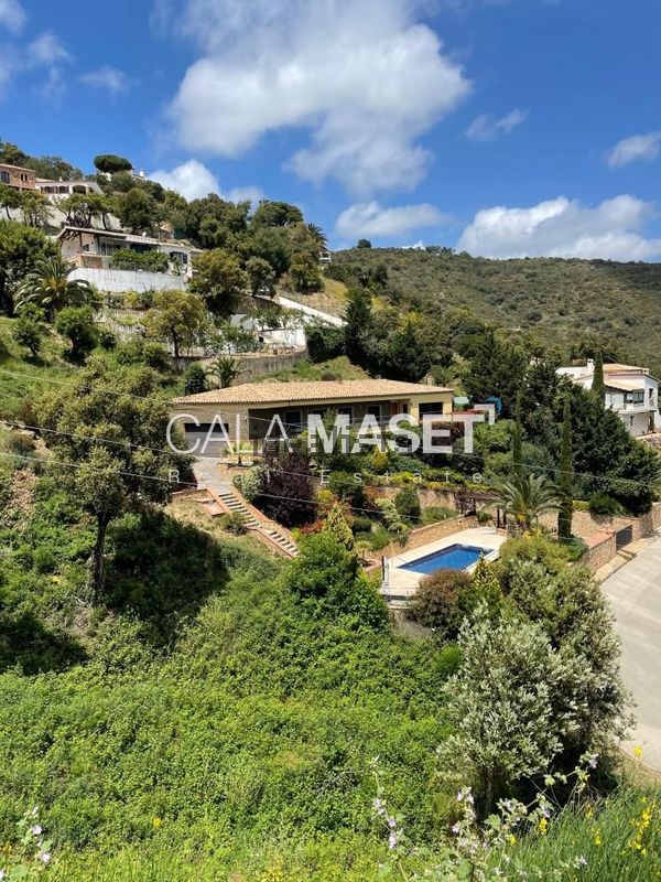 3-bedroom freehold villa in Castell-Platja d'Aro — photo 3 of 5