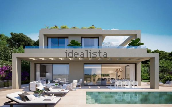 3-bedroom freehold villa in Benahavís — photo 1 of 5
