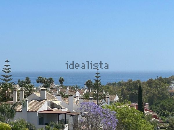 4-bedroom freehold villa in Marbella — photo 2 of 5