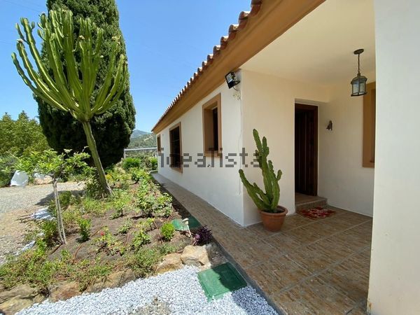2-bedroom freehold villa in Estepona — photo 5 of 5