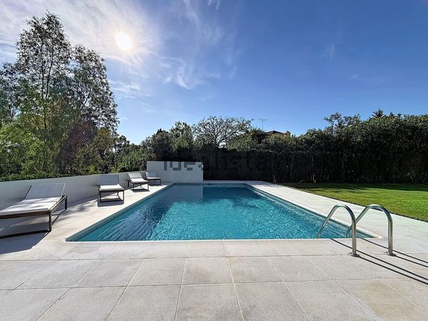 Detached house in Calle Galicia, Casasola, Estepona — image 3