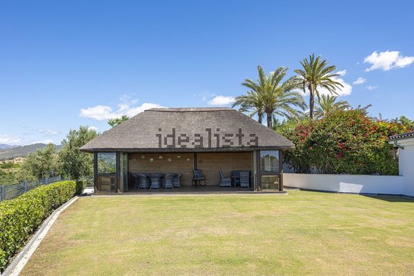 5-bedroom freehold villa in Marbella — photo 5 of 5