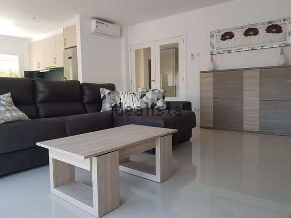 4-bedroom freehold villa in Roses — photo 5 of 5