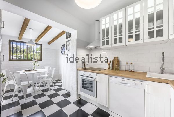 3-bedroom freehold villa in Estepona — photo 5 of 5