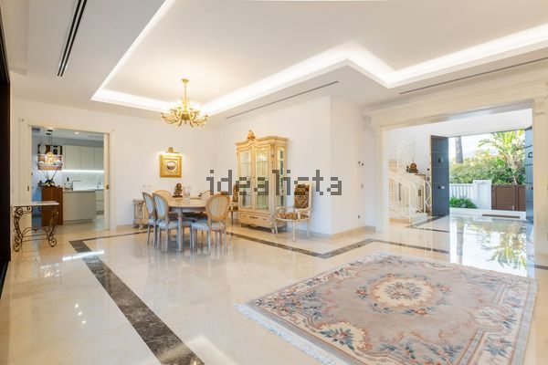 7-bedroom freehold villa in Marbella — photo 5 of 5