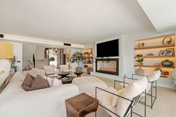 6-bedroom freehold villa in Marbella — photo 4 of 5