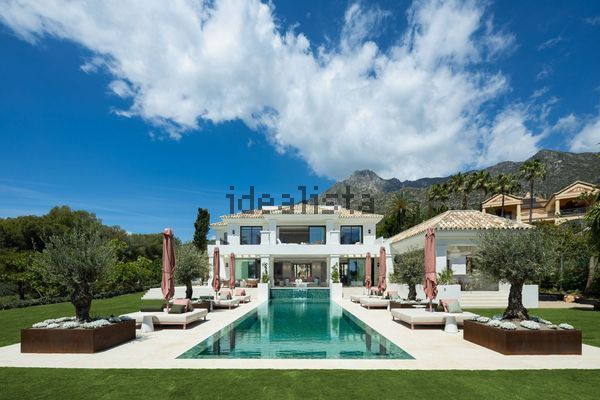 6-bedroom freehold villa in Marbella — photo 2 of 5
