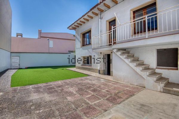 Semi-detached house in Calle de Santa Magdalena, L'Eixample, Sant Feliu de Guíxols — image 3