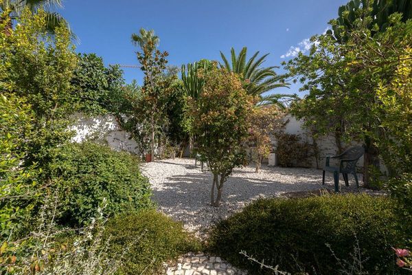 Detached house in Av Aragon-ur Marbesa, Marbesa, Marbella — image 4