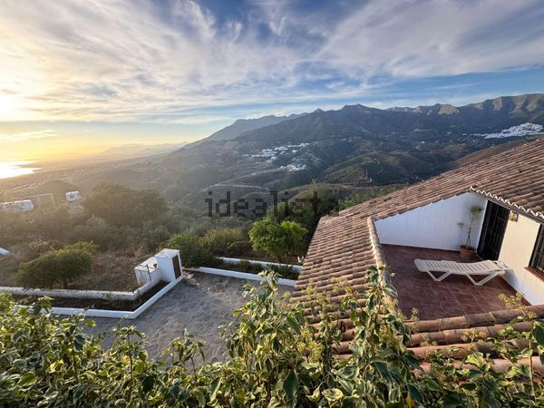 Estate in Calle Hiedra Nn, Alto de los Monteros, Marbella — image 3