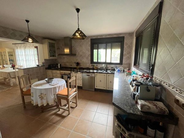 2-bedroom freehold villa in Estepona — photo 4 of 5