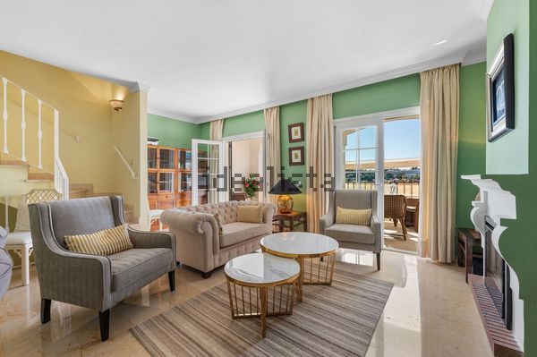 3-bedroom freehold villa in Marbella — photo 3 of 5