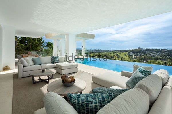 7-bedroom freehold villa in Benahavís — photo 3 of 5