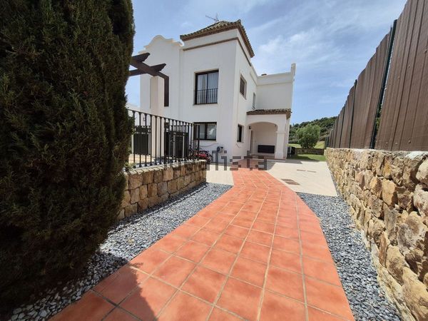 Semi-detached house in Valle Romano Golf, Estepona — image 5