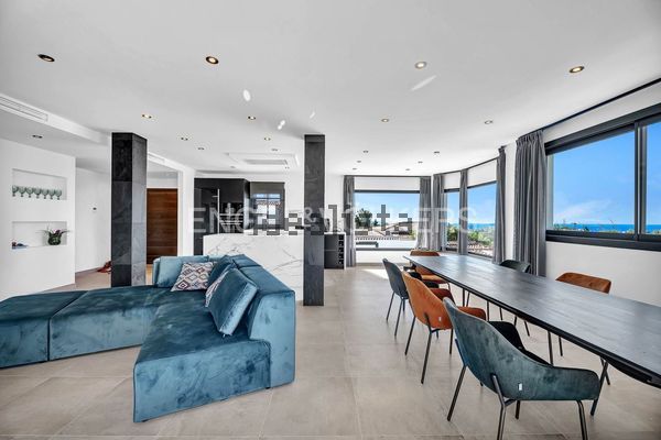 Detached house in Green Hills - Las Cumbres de Elviria, Marbella — image 5