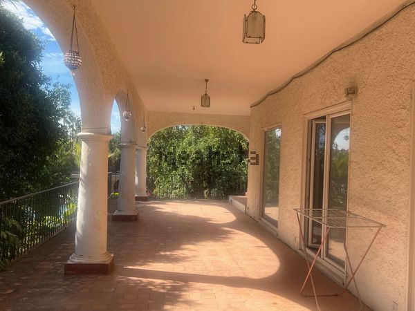 Detached house in Valdeolletas-Las Cancelas-Xarblanca, Marbella — image 3