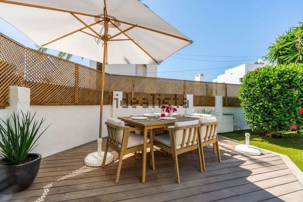 3-bedroom freehold villa in Marbella — photo 4 of 5
