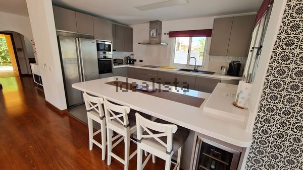 5-bedroom freehold villa in Torremolinos — photo 4 of 5