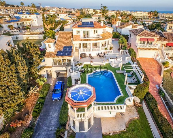Detached house in Calaburra - Chaparral, Mijas — image 3