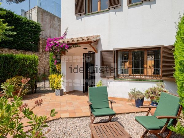 Detached house in Calle de Farena, 9, Llafranc, Palafrugell — image 3