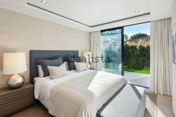 4-bedroom freehold villa in Marbella — photo 4 of 5